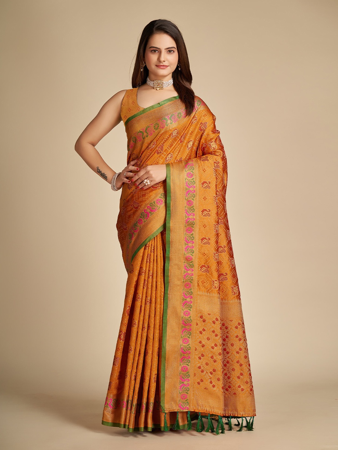 

bansari textiles Woven Design Zari Banarasi Saree, Yellow