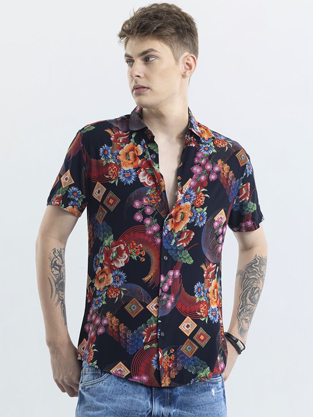 

Snitch Men Floral Printed Spread Collar Classic Slim Fit Casual Shirt, Black