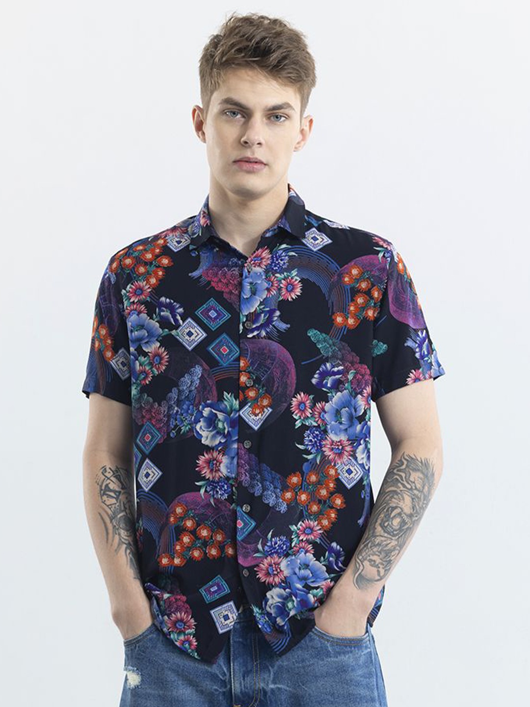 

Snitch Men Floral Printed Spread Collar Classic Slim Fit Casual Shirt, Black