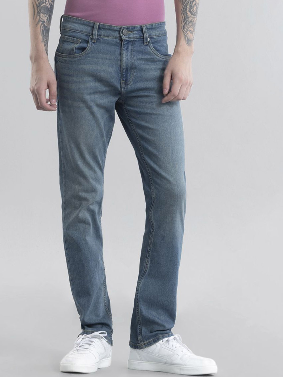 

Snitch Men Classic Low Distress Light Fade Stretchable Jeans, Blue