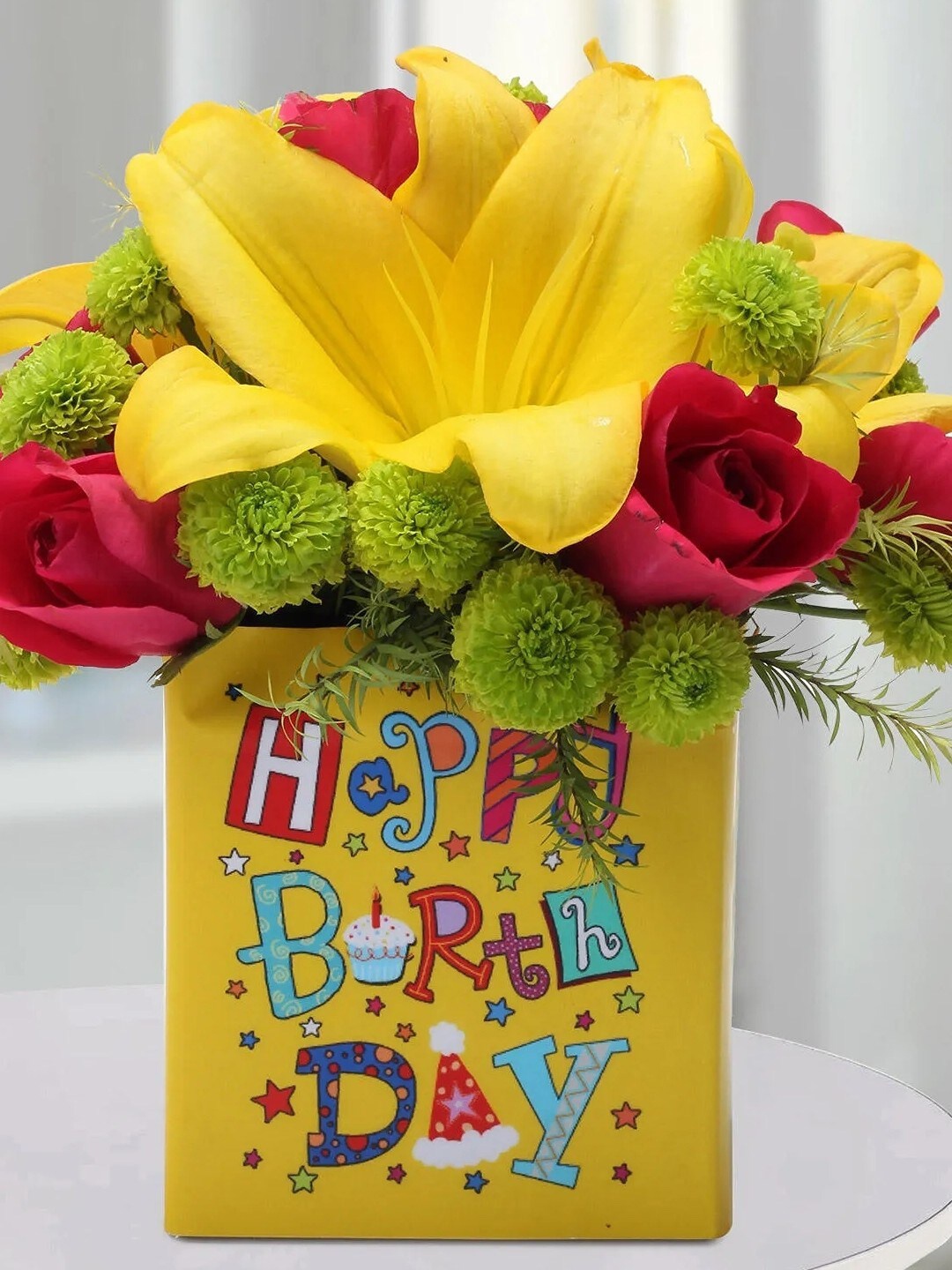 

fnp Yellow & Red 18 Pieces Mixed Fresh Flowers In Vase