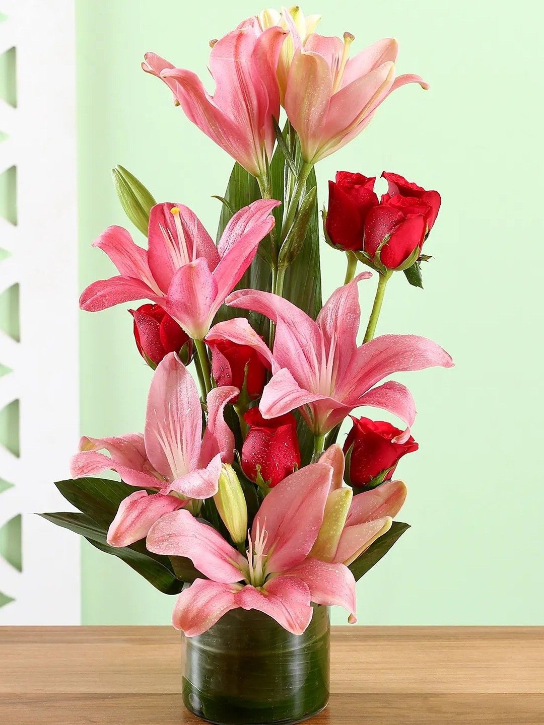 

fnp Pink 15 Pieces Lilies & Roses Flowers Bouquet