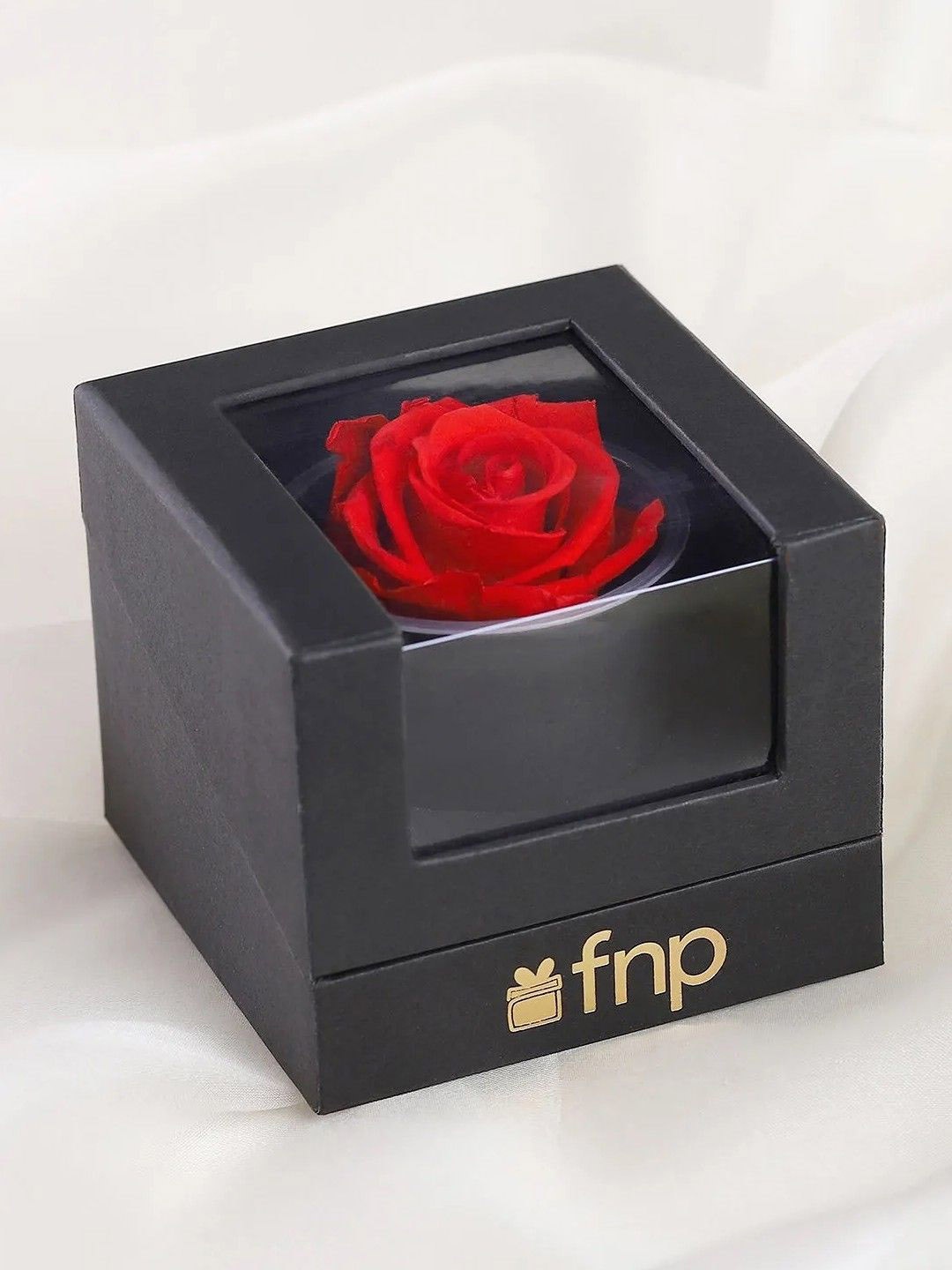 

fnp Red Rose Fresh Flower Gift Box