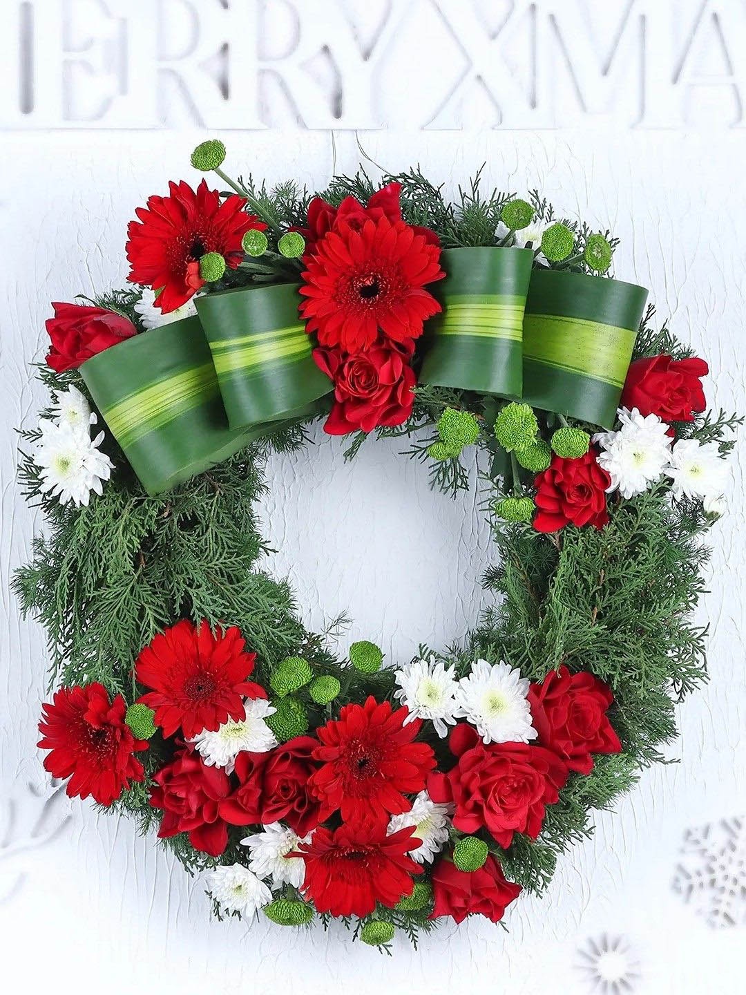 

fnp Red 19 Pieces Roses, Daisies & Gerberas Fresh Flowers Bouquet