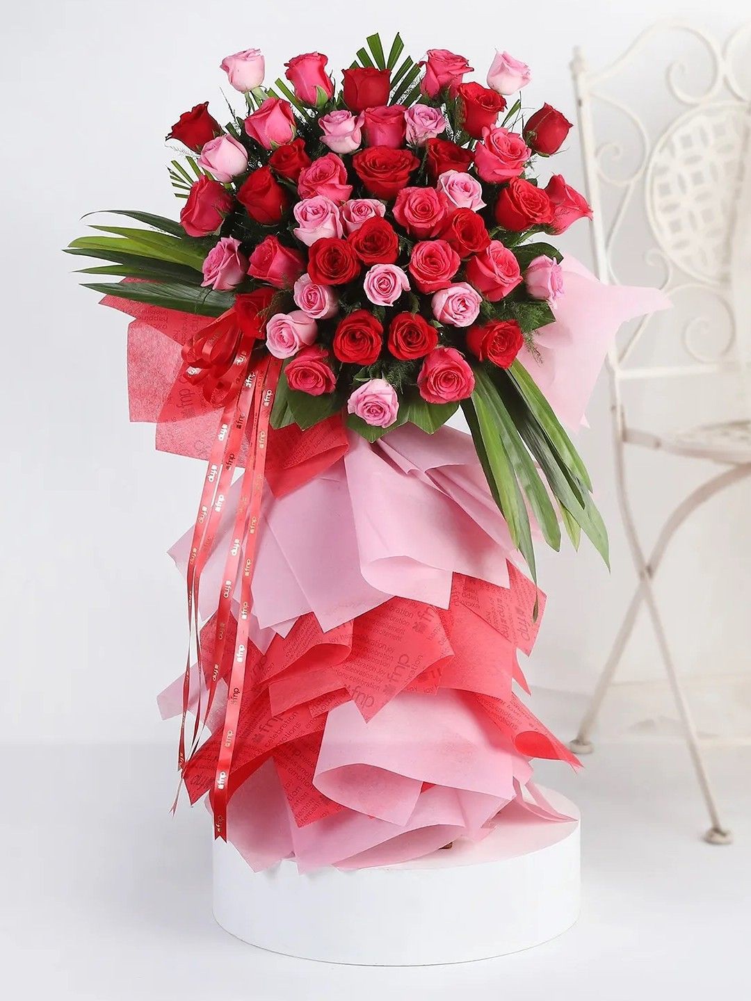 

fnp Pink & Red 40 Pieces Roses Fresh Flowers Bouquet