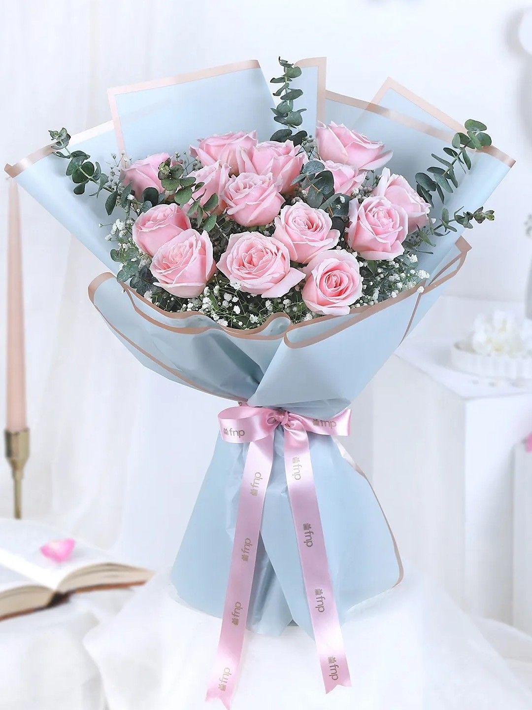 

fnp Pink & Green 15 Pieces Avalanche Rose Fresh Flowers Bouquet