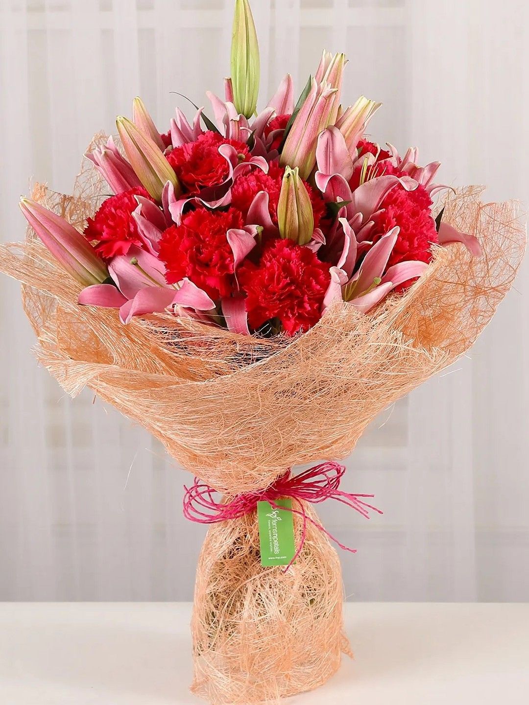 

fnp Pink 16 Pieces Lilies & Carnations Fresh Flowers Bouquet