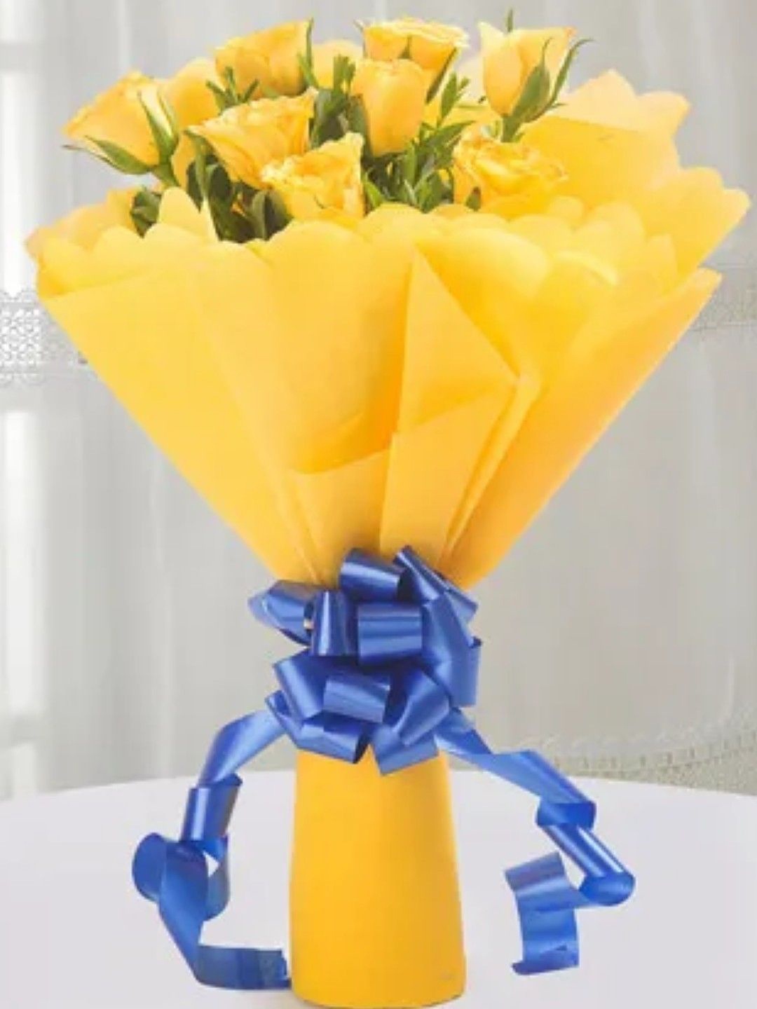 

fnp Yellow & Green 10 Pieces Roses Fresh Flowers Bouquet
