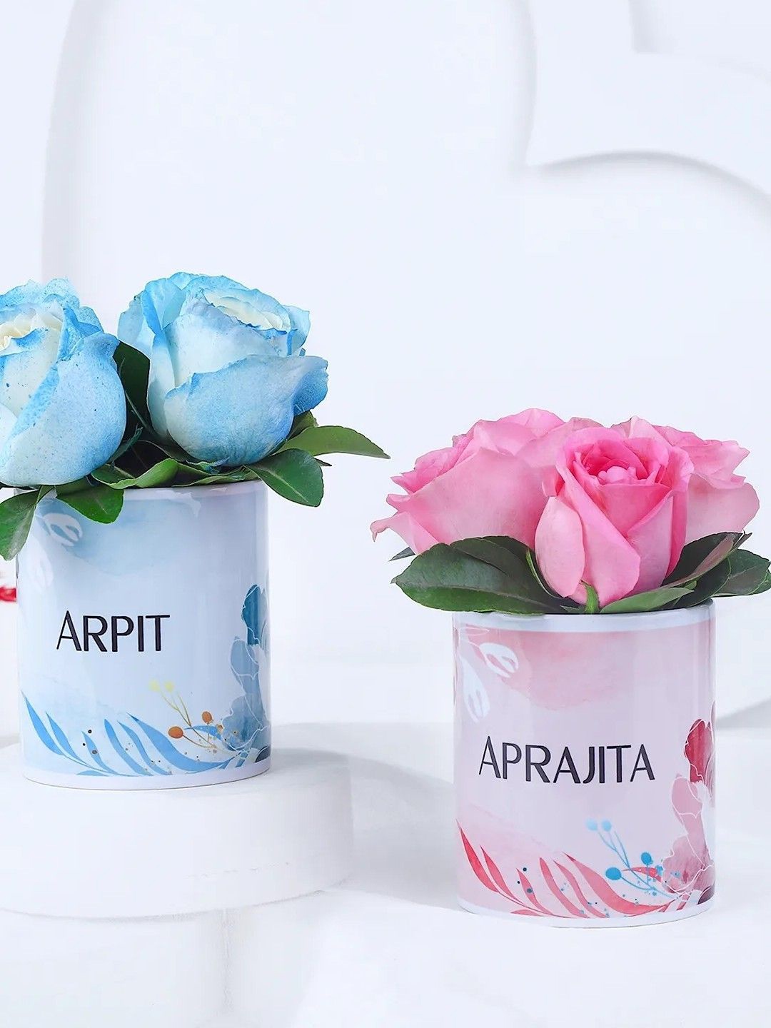 

fnp Blue & Pink 4 Pieces Roses Fresh Flowers Bouquet