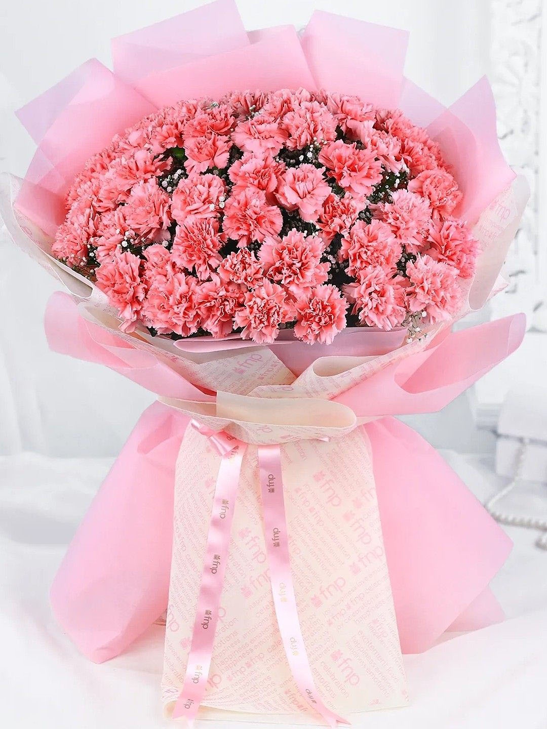 

fnp Pink 50 Pieces Carnations Fresh Flowers