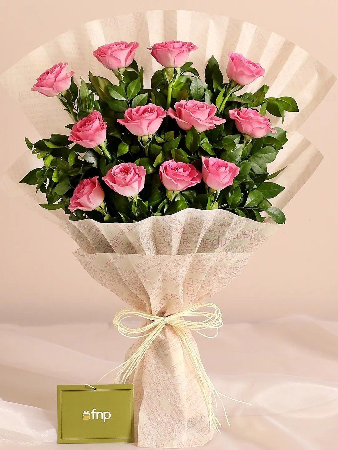 

fnp Pink & Green 12 Pieces Roses Fresh Flowers Bouquet