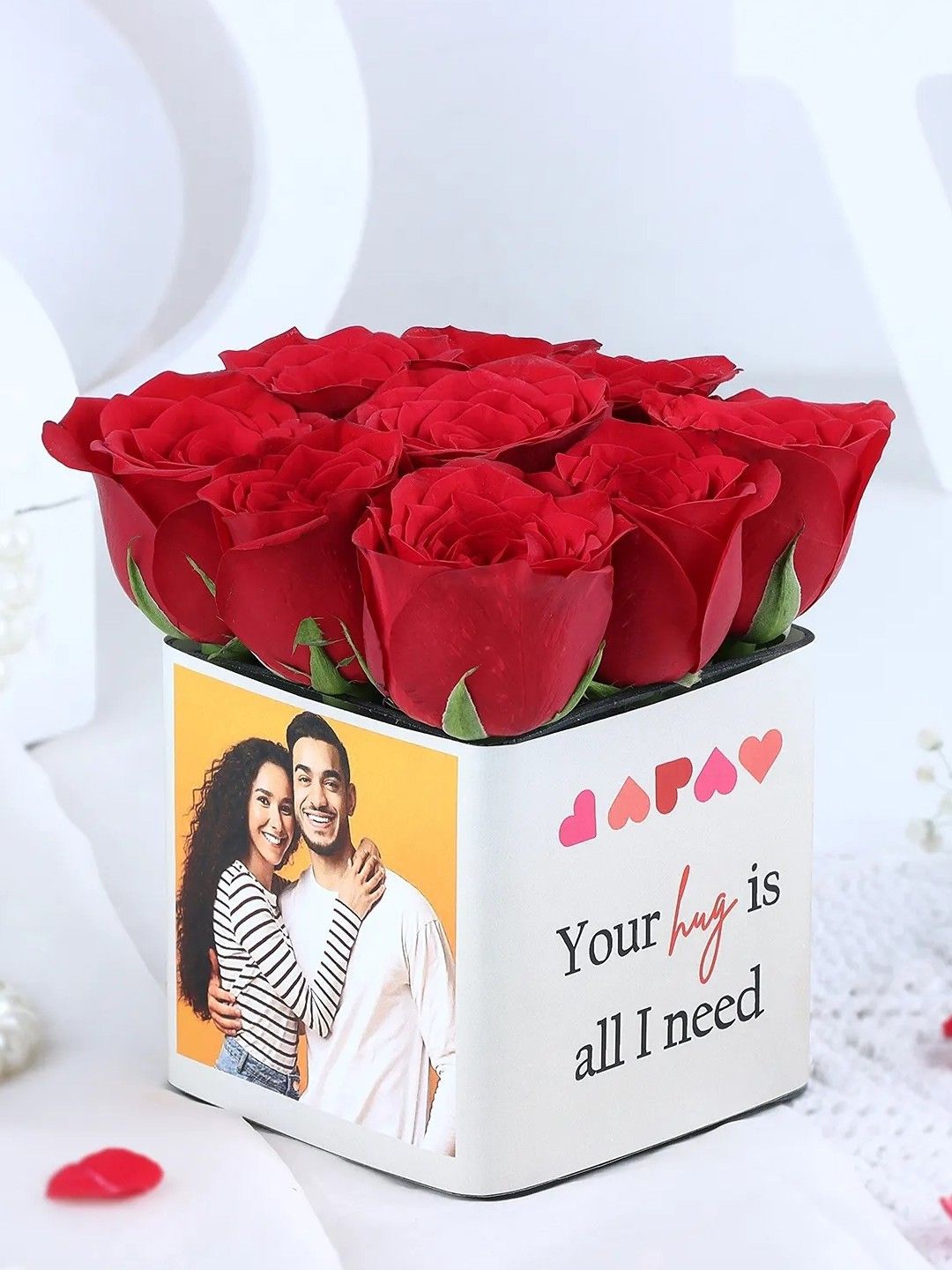 

fnp Red 9 Pieces Roses Fresh Flowers Box