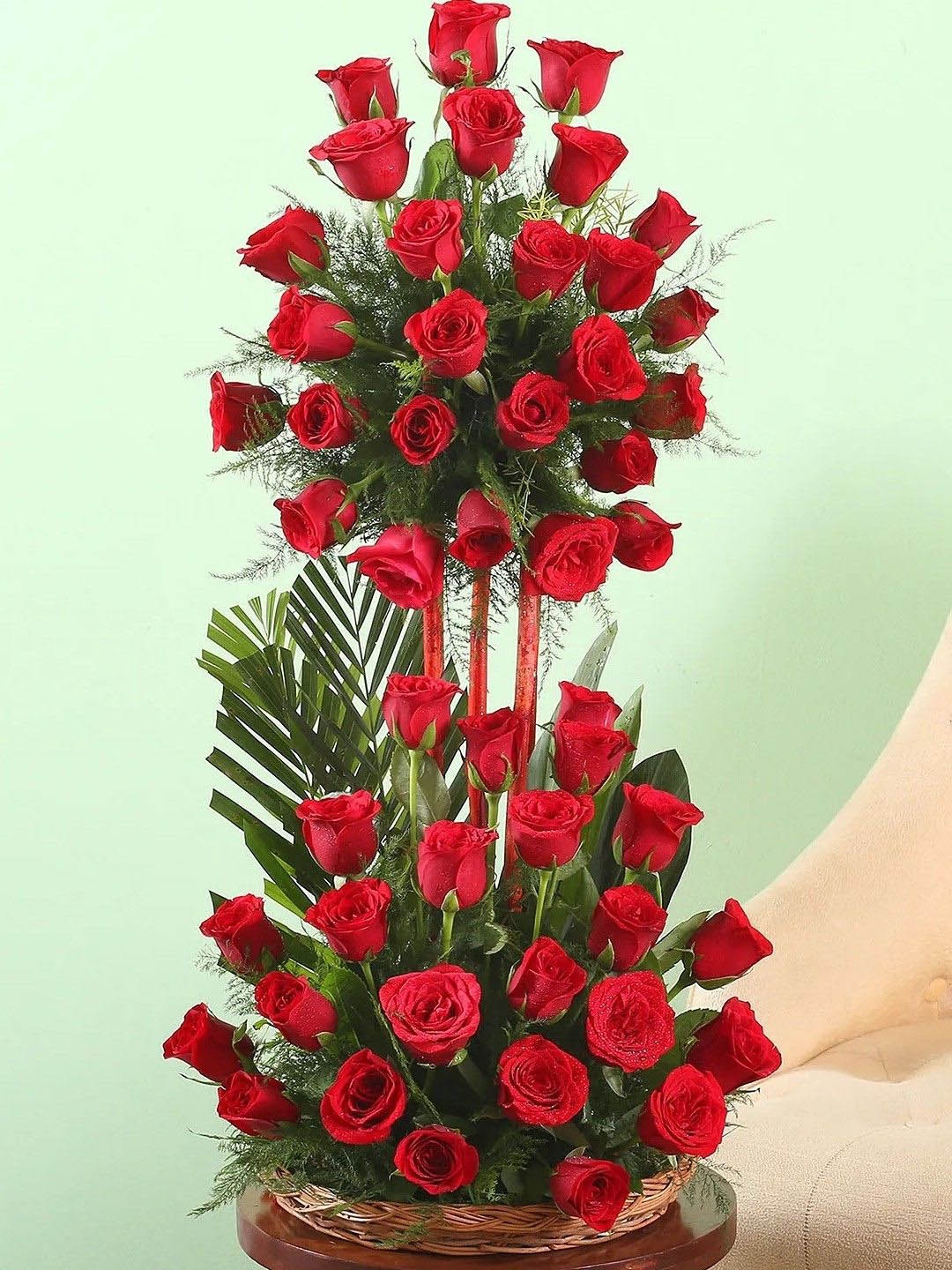 

fnp Red 50 Pieces Roses Fresh Flowers Basket