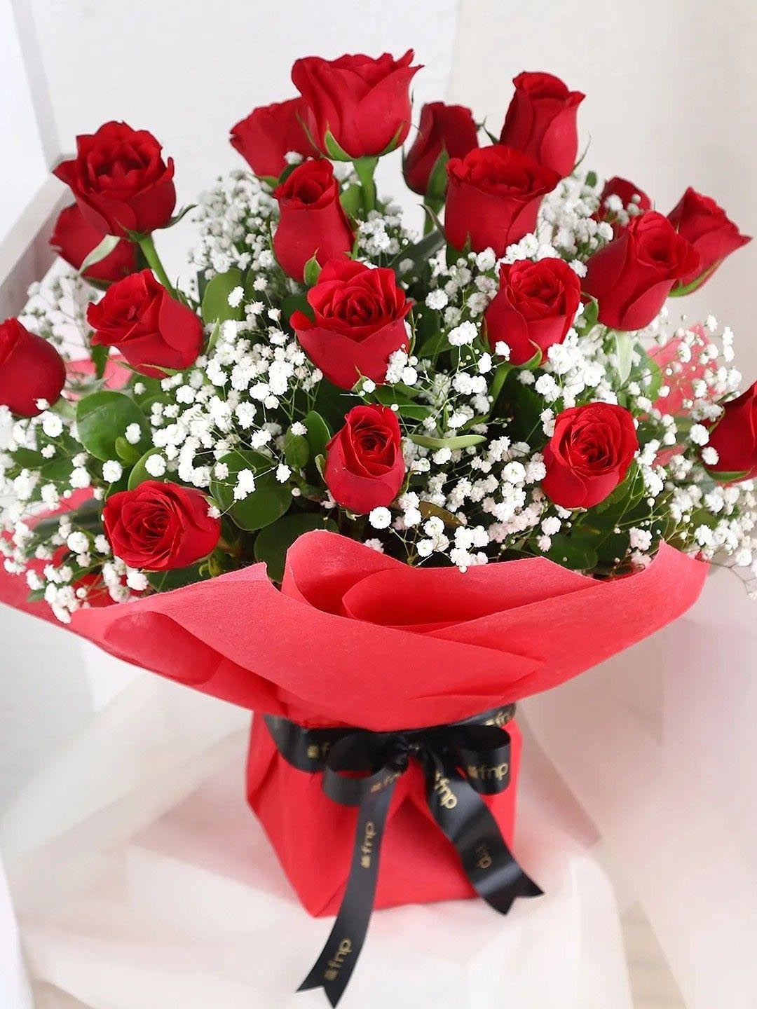 

fnp 20 pieces Red Roses Fresh Flowers Bouquet