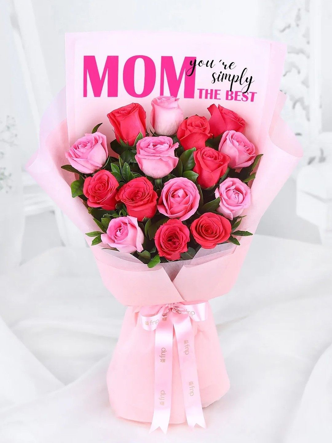 

fnp Red & Pink 15 Pieces Roses Fresh Flowers