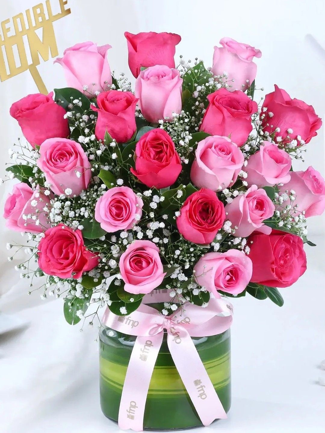 

fnp Pink 21 Pieces Roses Fresh Flowers Vase