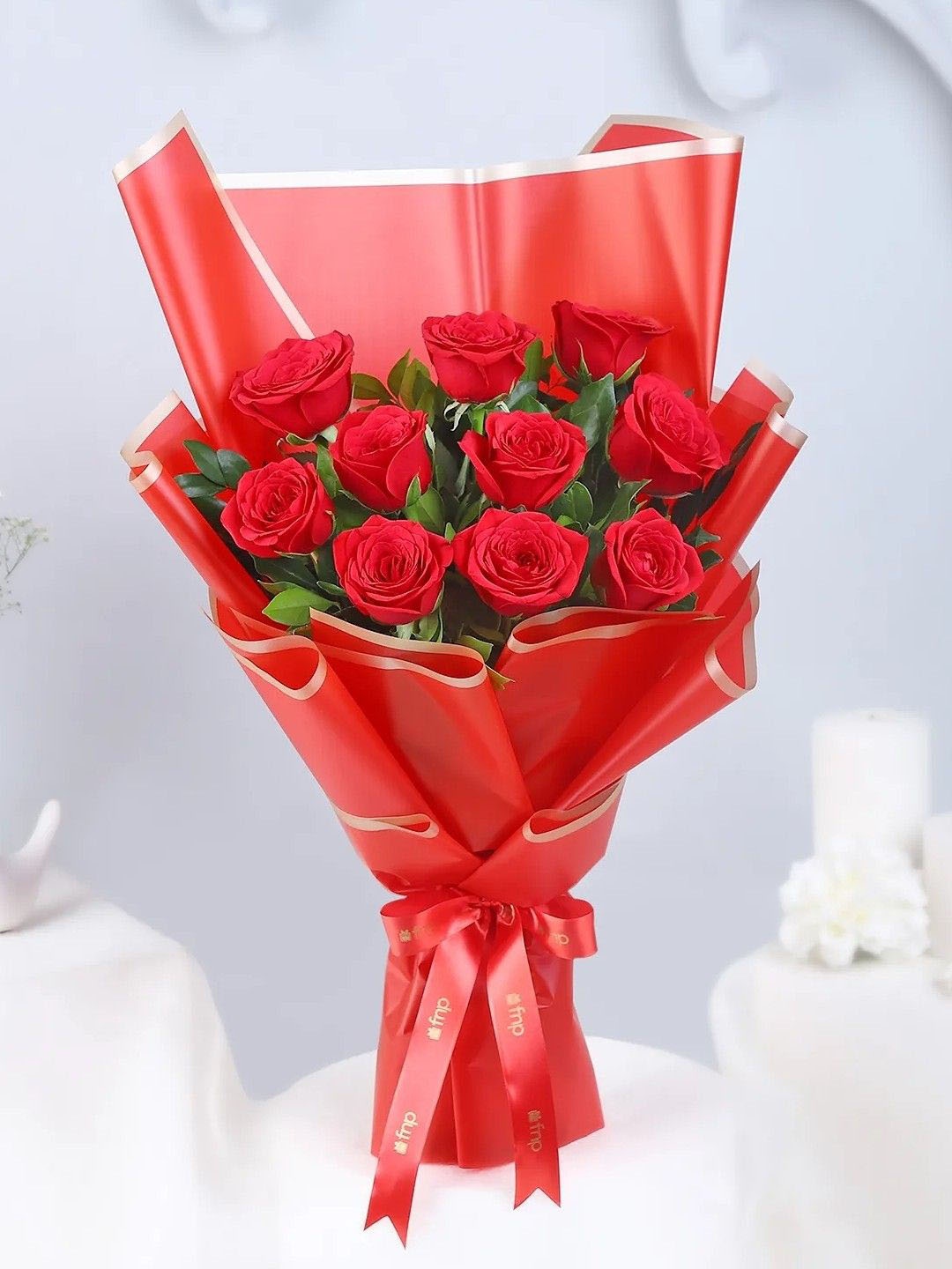 

fnp Red 10 Pieces Roses Fresh Flowers Bouquet