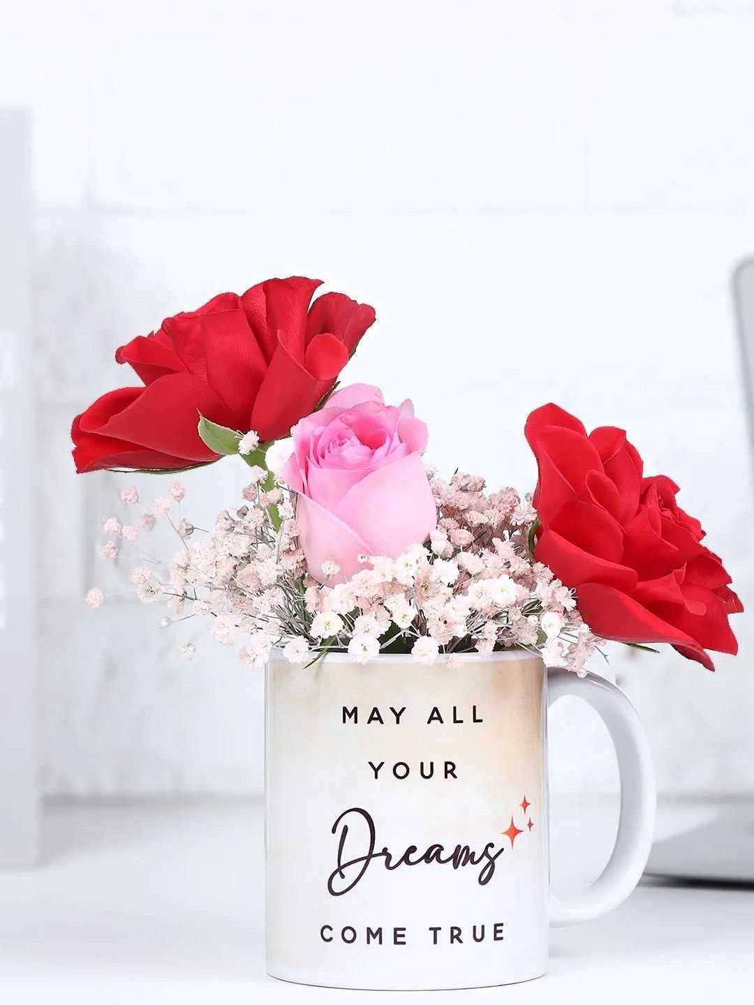 

fnp Red & Pink 4Pcs Roses Fresh Flowers Mug