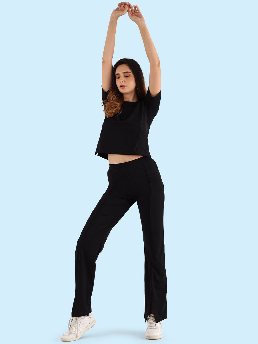

Nite Flite Round Neck Short Sleeves Pure Cotton Top With Trousers, Black