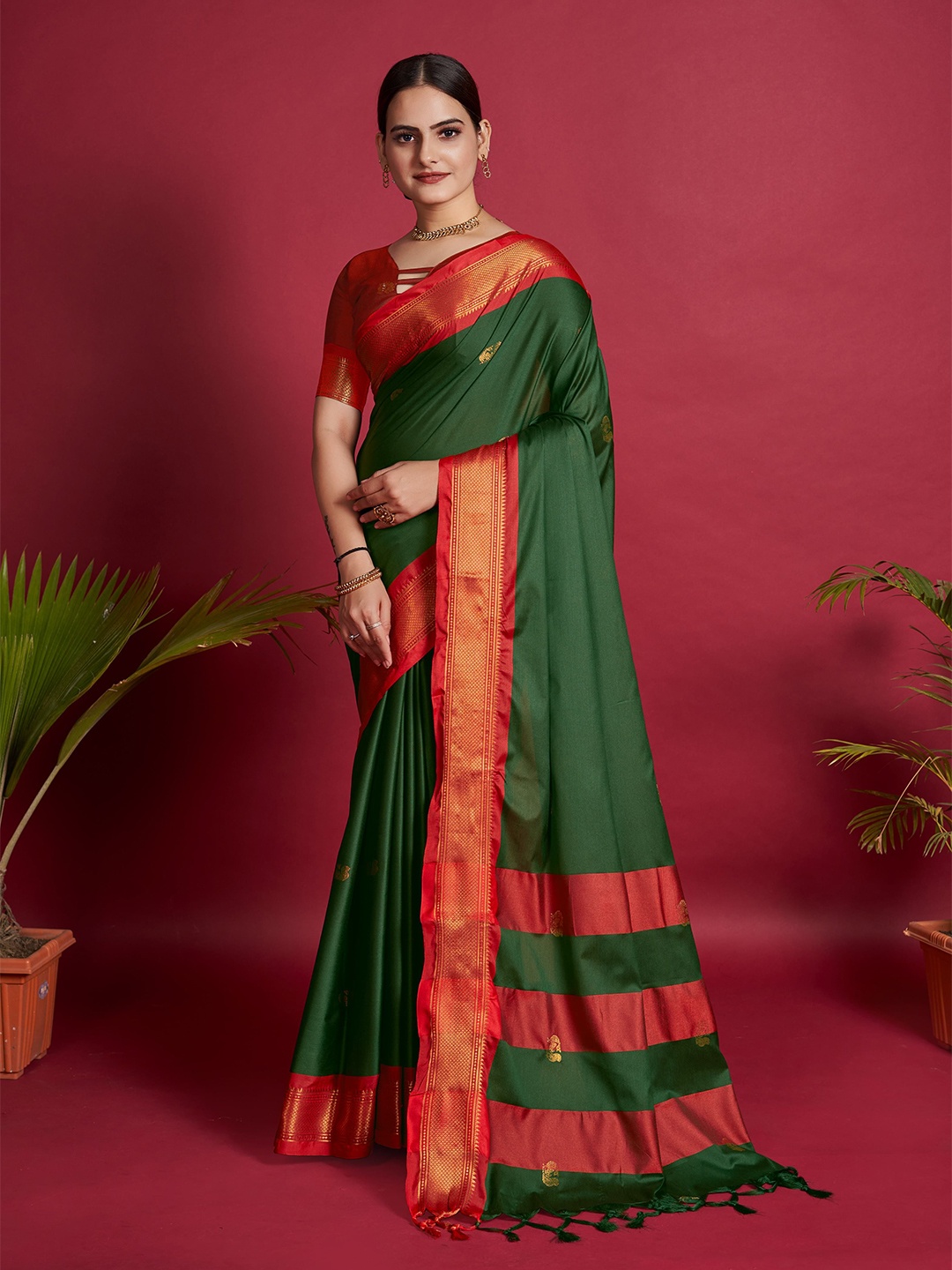 

bansari textiles Woven Design Zari Banarasi Saree, Green