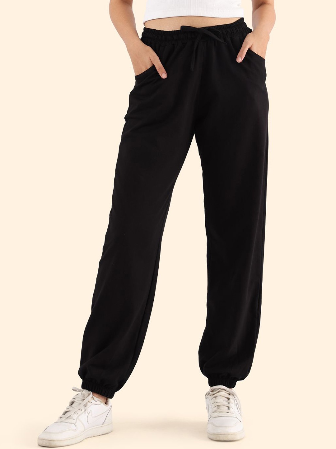 

Nite Flite Women Pure Cotton Mid-Rise Joggers, Black
