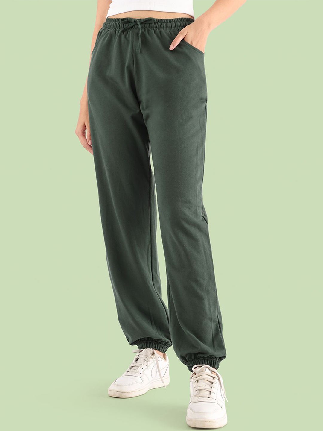 

Nite Flite Women Pure Cotton Mid-Rise Joggers, Green