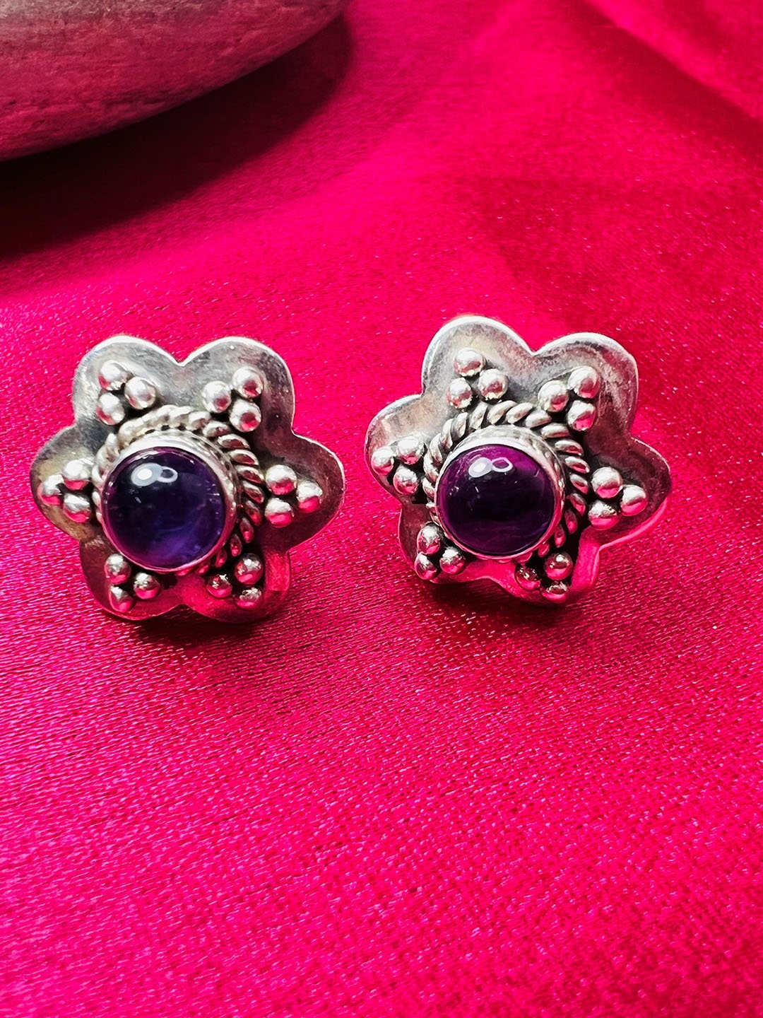 

Arte Jewels 925 Sterling Silver Floral Studs Earrings