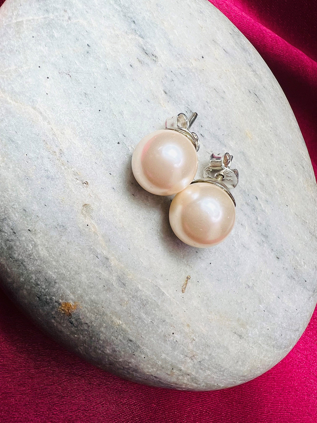 

Arte Jewels 925 Sterling Silver Stud Earrings