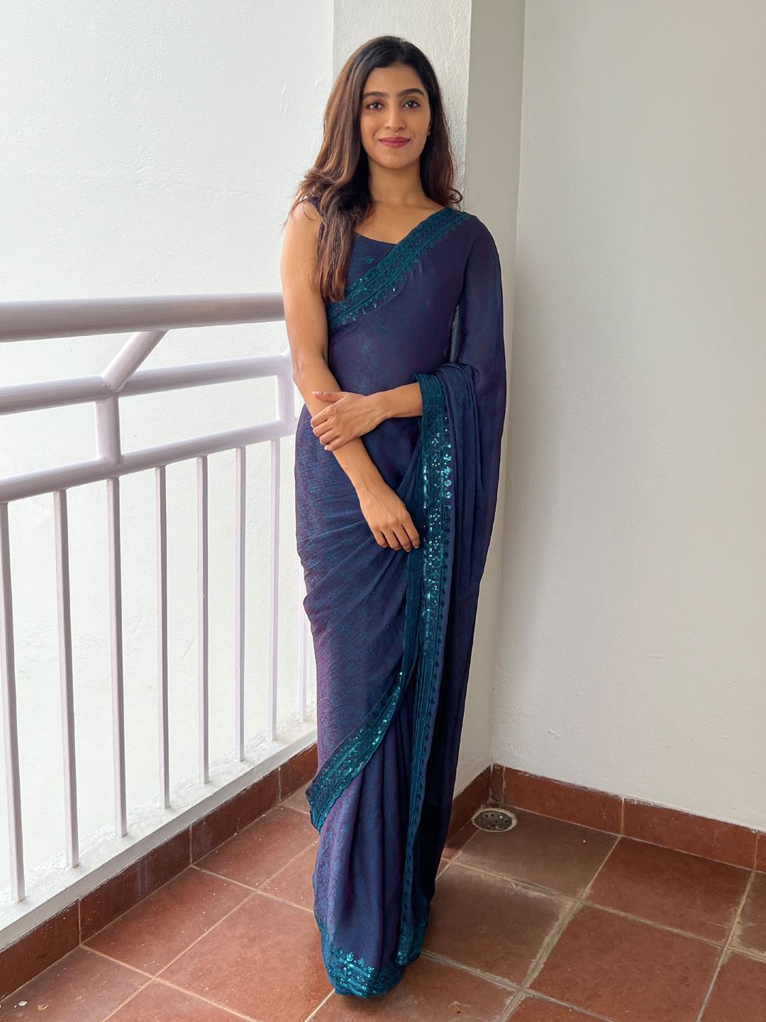 

Mitera Embroidered Sequinned Saree, Teal