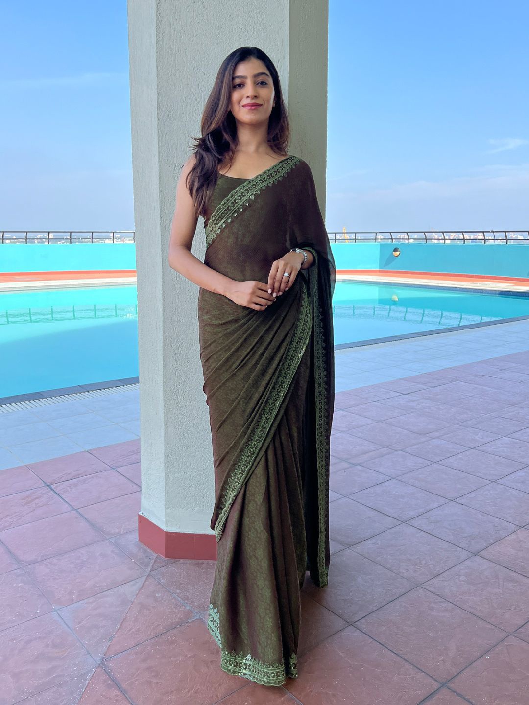 

Mitera Embroidered Saree With Blouse Piece, Green