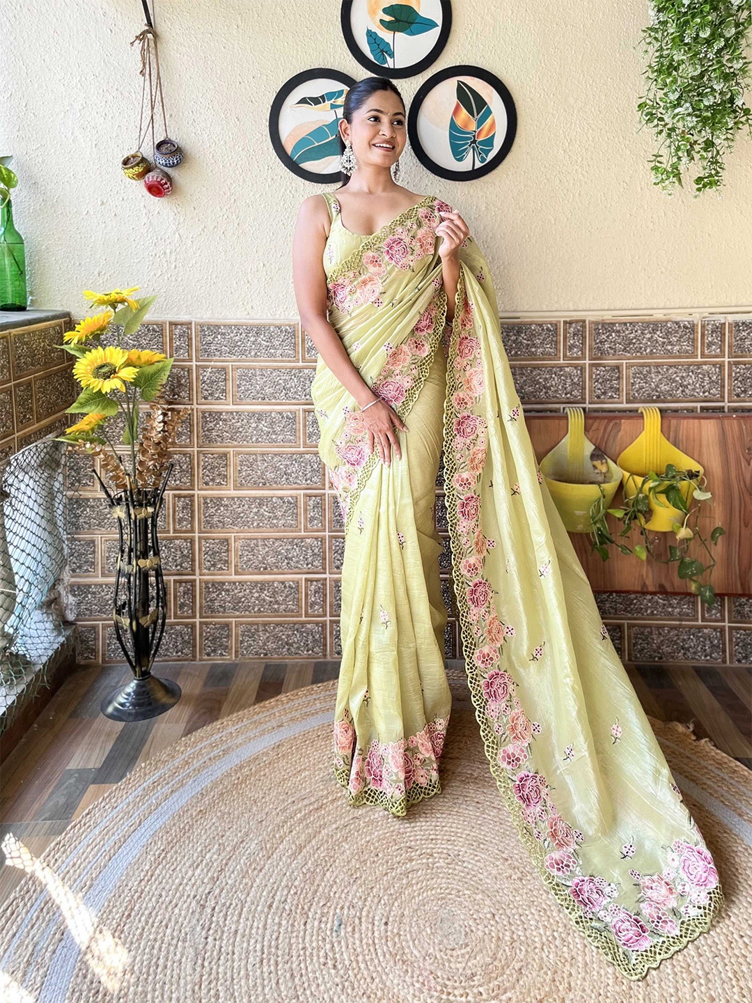 

Mitera Floral Embroidered Saree, Green