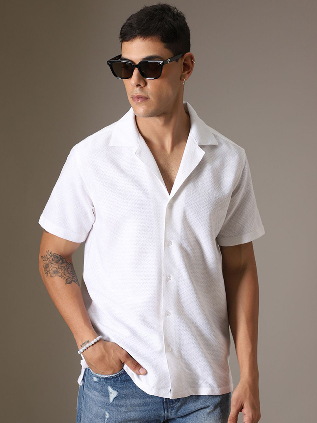 

Banana Club Men Classic Self Design Casual Shirt, White