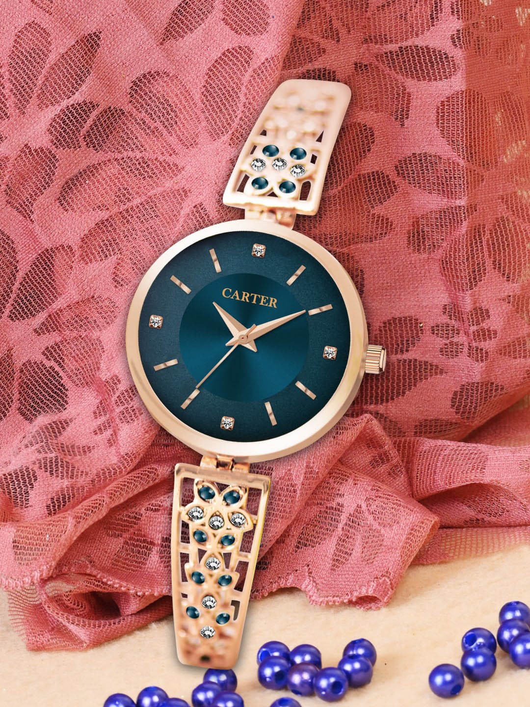 

Sandy D Carter Women Embellished Dial & Stainless Steel Bracelet Style Straps Analogue Watch Sandy D, Rose gold
