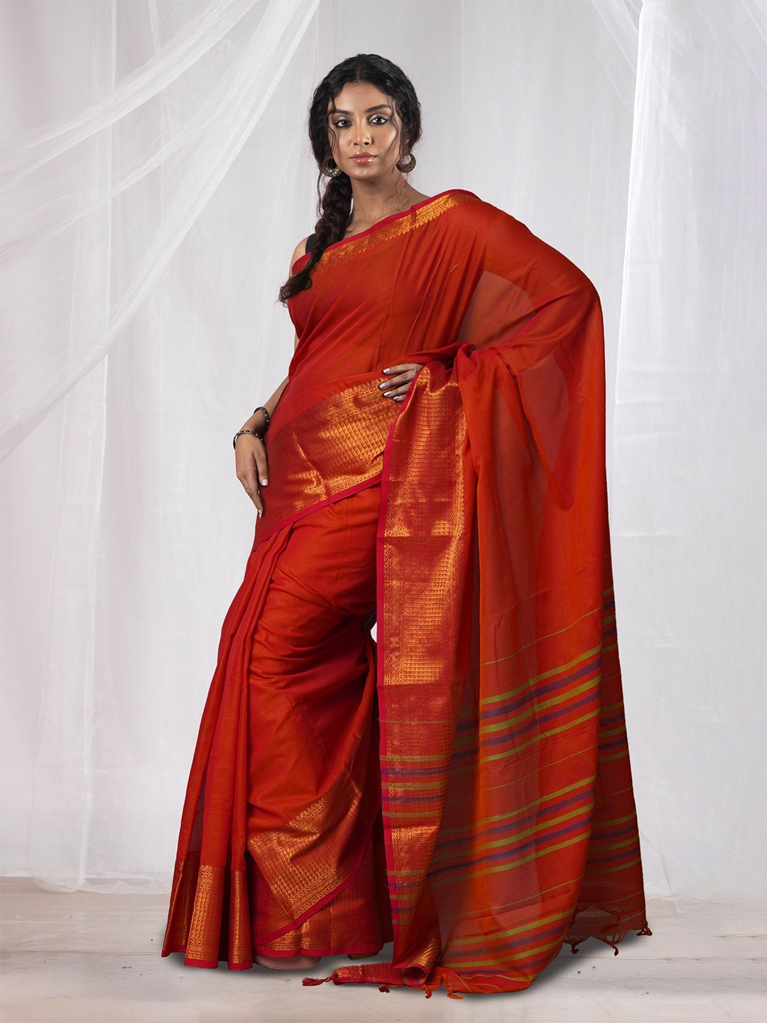 

Unnati Silks Woven Design Zari Pure Cotton Handloom Narayan Peth Saree, Orange