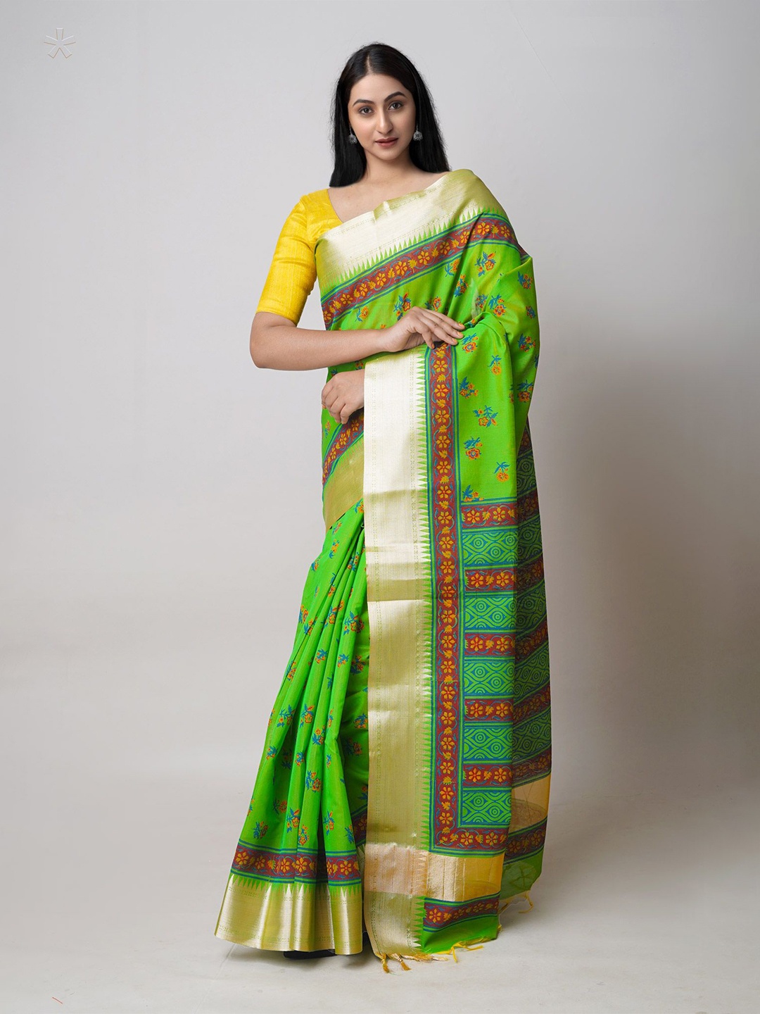 

Unnati Silks Floral Zari Silk Cotton Handloom Chanderi Saree, Green