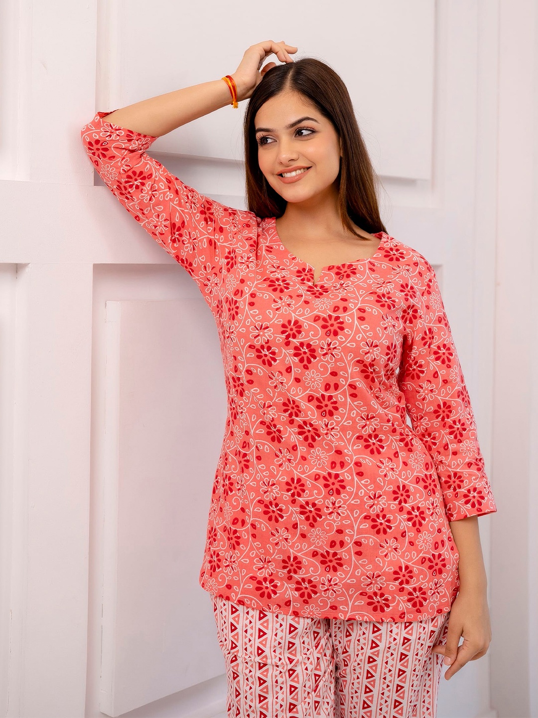 

RANGREAL Floral Printed Pure Cotton Top & Pyjama Night Suit, Pink