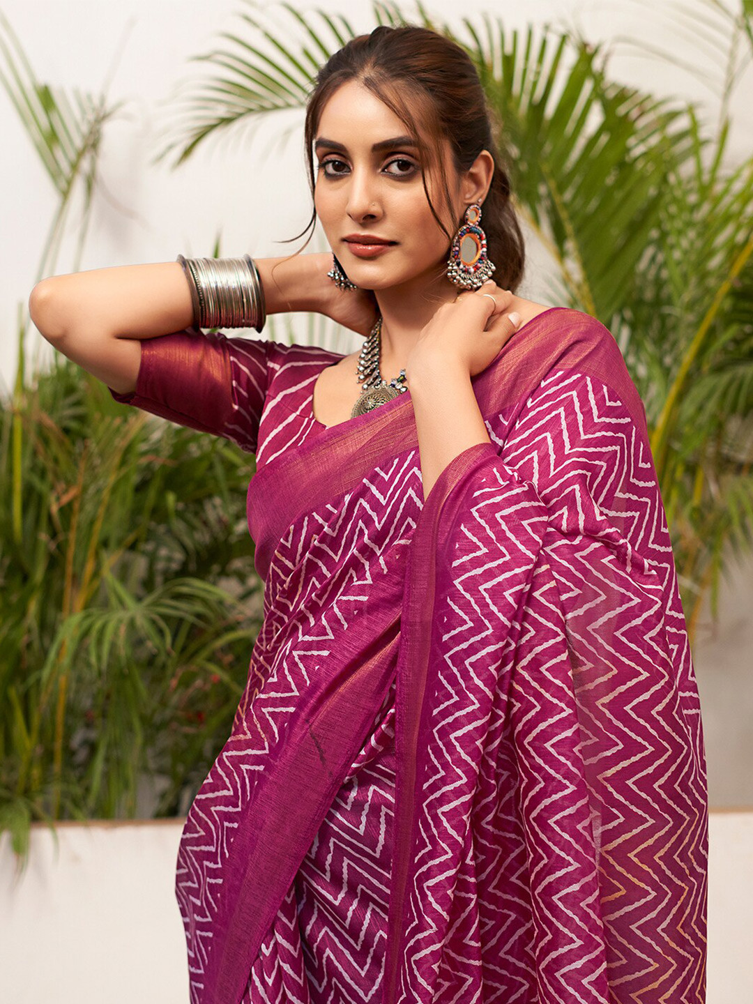 

KALINI Printed Zari Saree, Purple