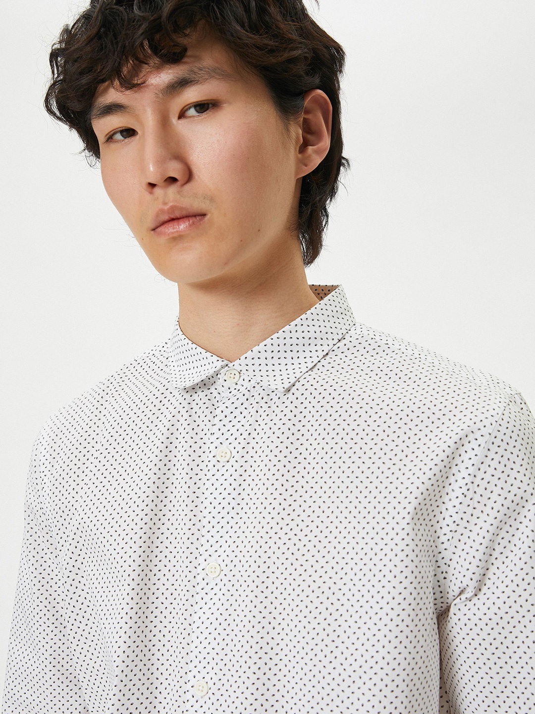 

Koton Men Spread Collar Micro Ditsy Printed Pure Cotton Casual Shirt, White