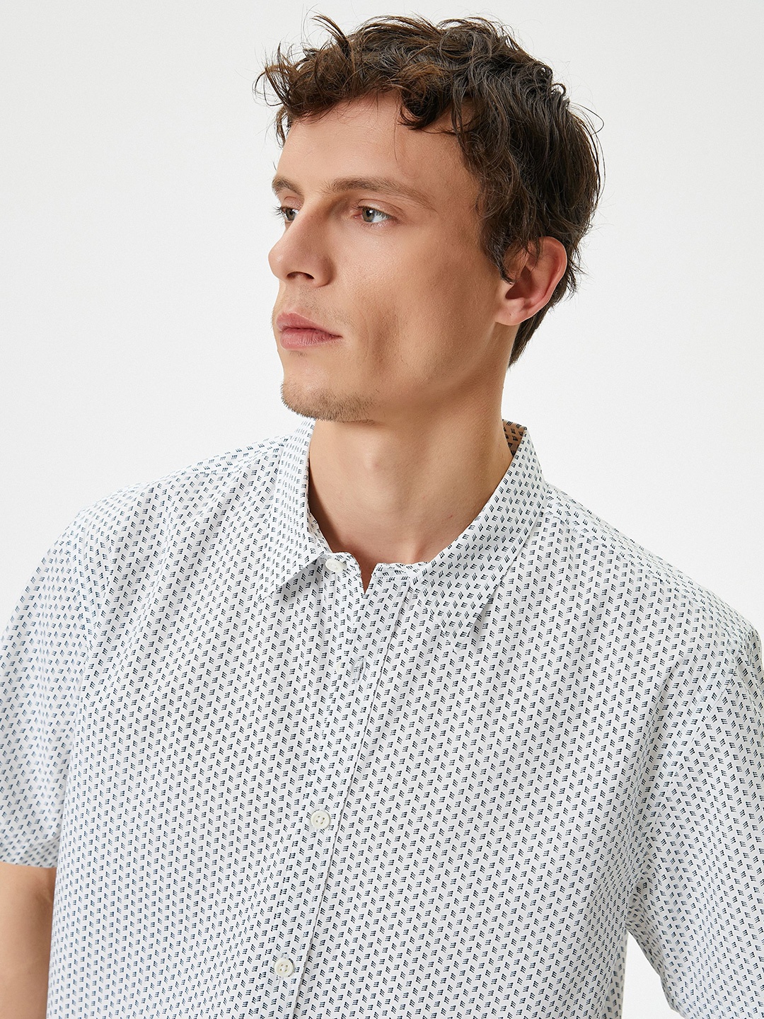 

Koton Men Opaque Printed Cotton Casual Shirt, White