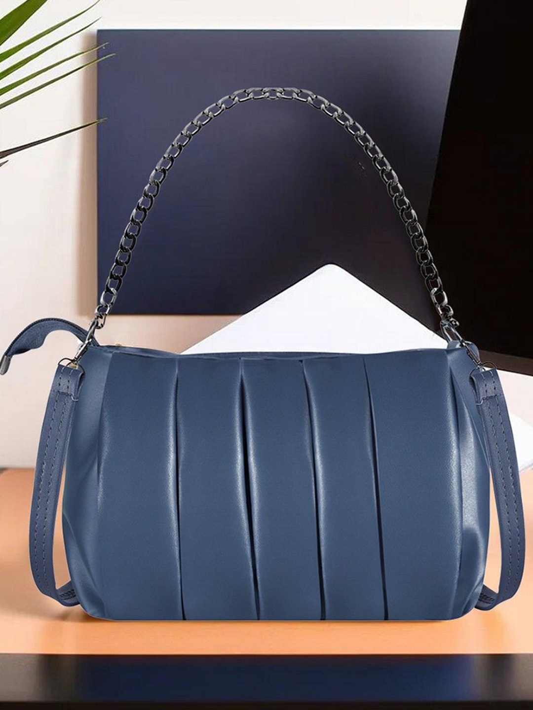 

LOREM Colourblocked Shopper Shoulder Bag with Tasselled, Blue