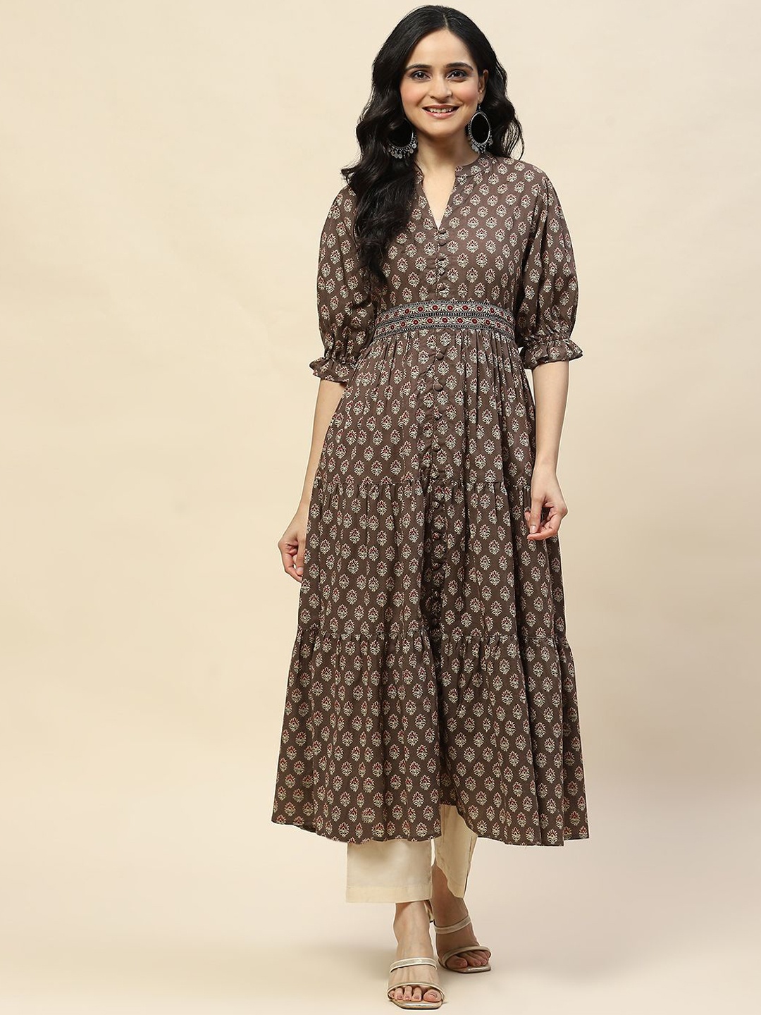 

Meena Bazaar Geometric Printed Mandarin Collar Cotton Anarkali Kurta, Brown