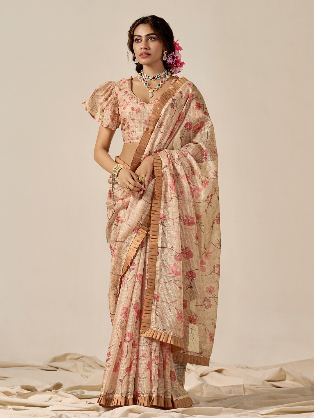 

Mitera Floral Kota Saree With Blouse Piece, Cream