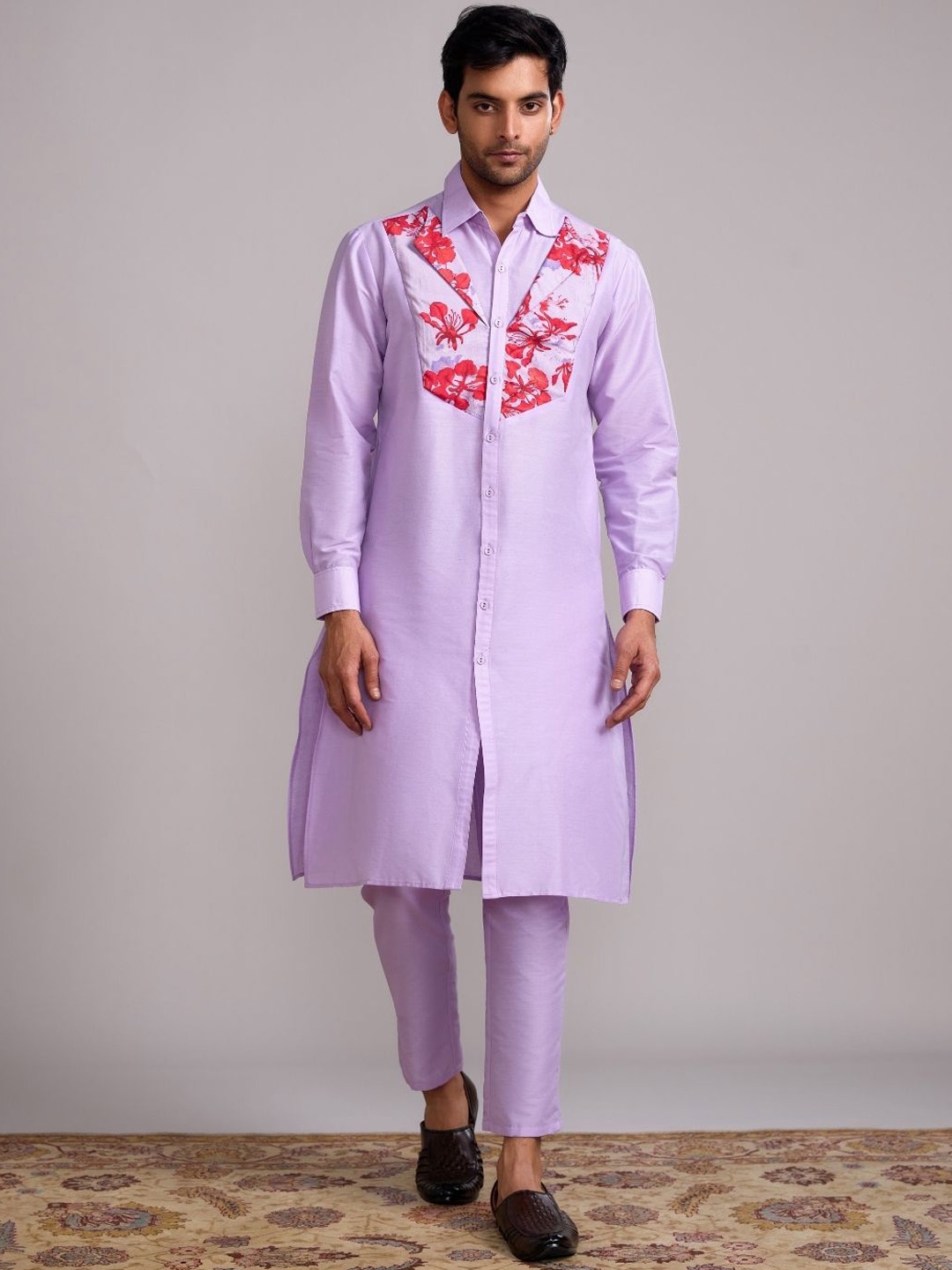 

Abhishti Floral printed Yoke Design Shirt Collar Long Sleeve Straight Kurta with Trousers, Lavender