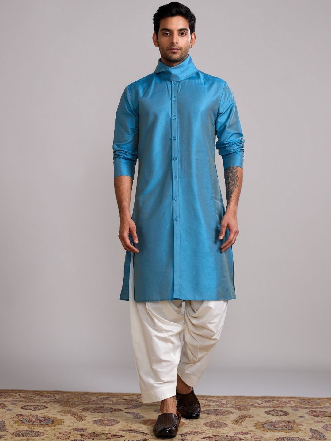 

Abhishti Cowl Neck Long Sleeves Straight Kurta with Salwar, Blue