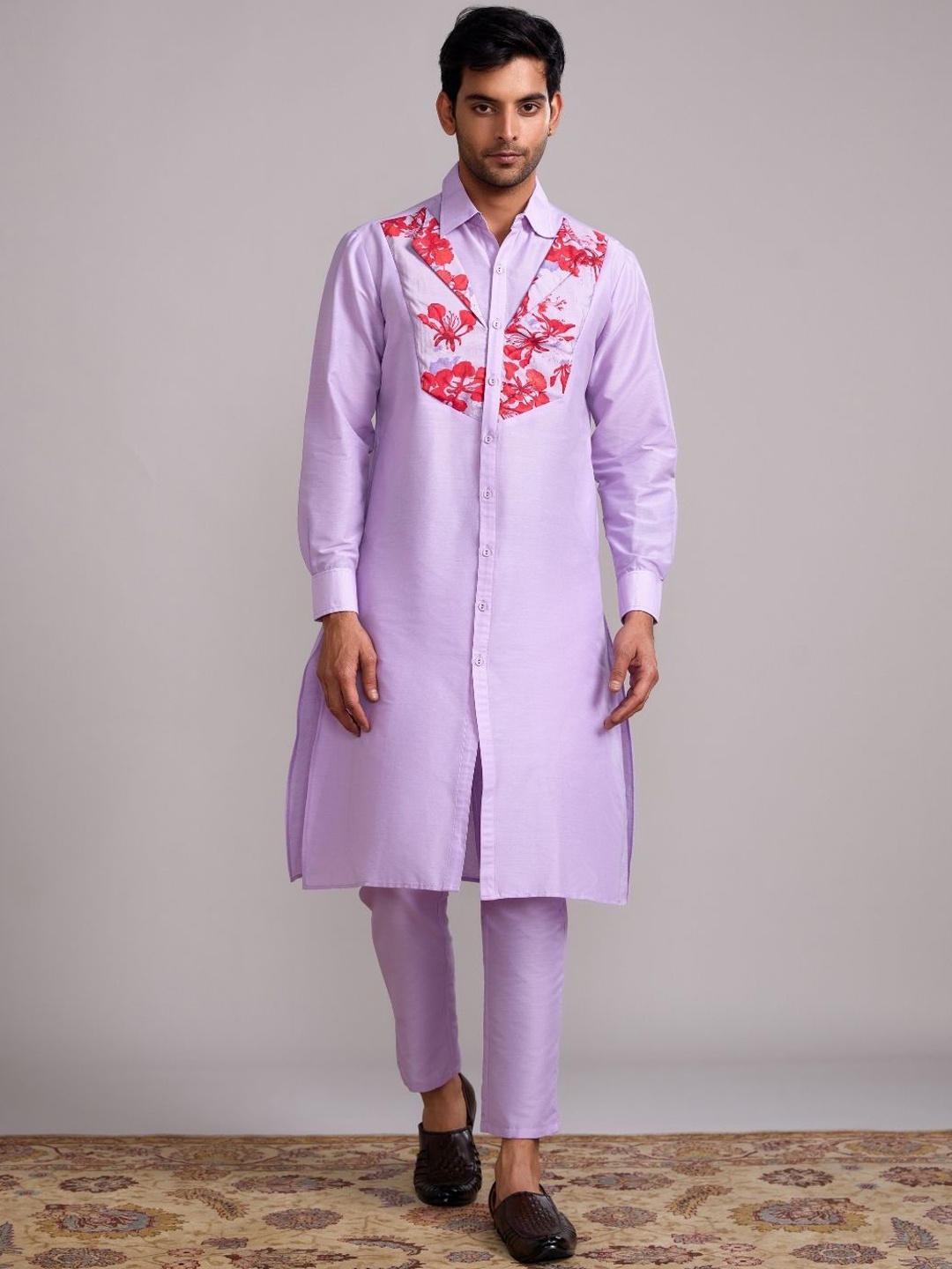 

Abhishti Floral Printed Yoke Design Shirt Collar Long Sleeves Cotton Silk Straight Kurta, Lavender