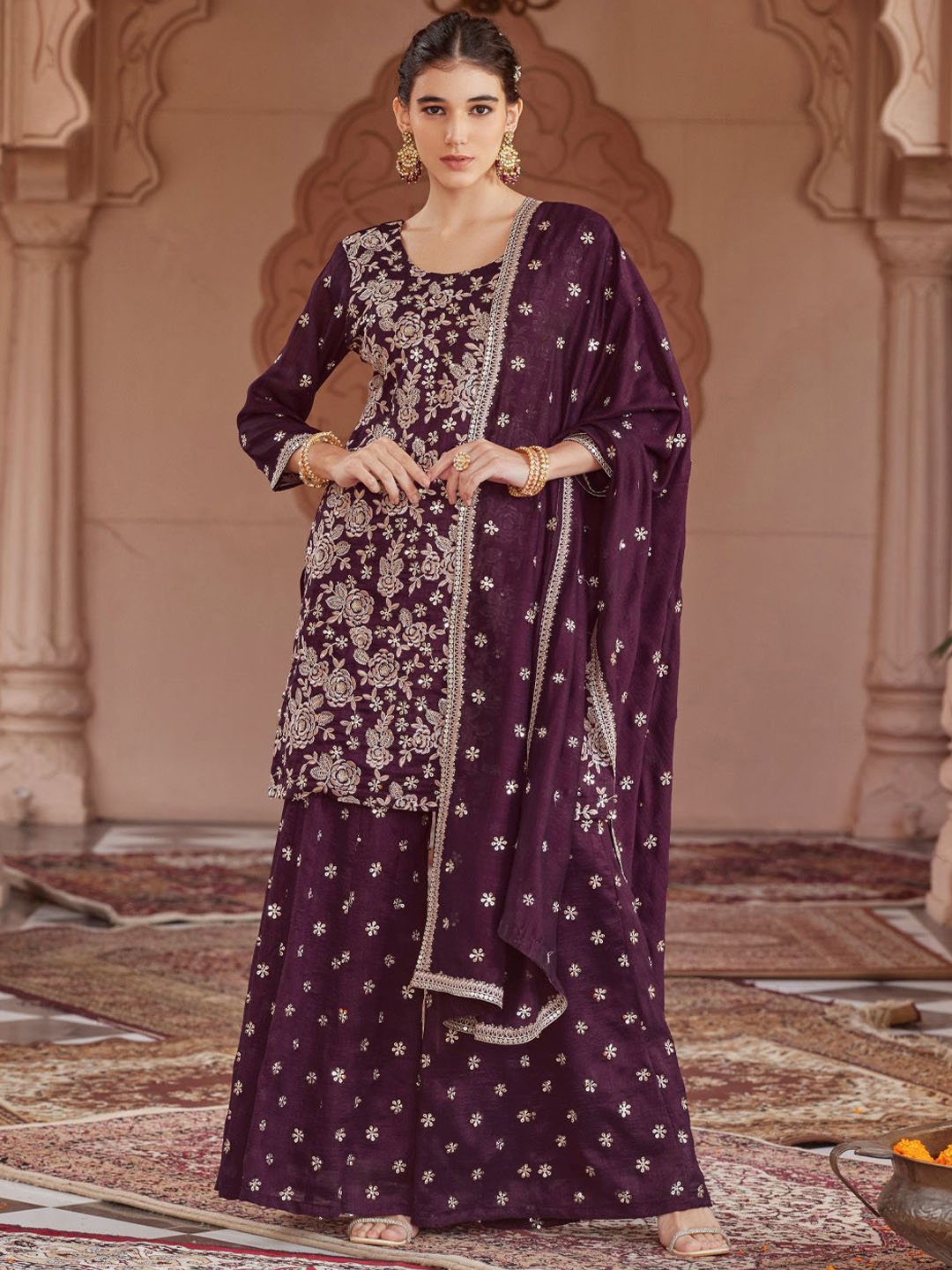 

WOMEN PLUS Women Floral Embroidered Regular Sequinned Kurta with Sharara & With Dupatta, Burgundy