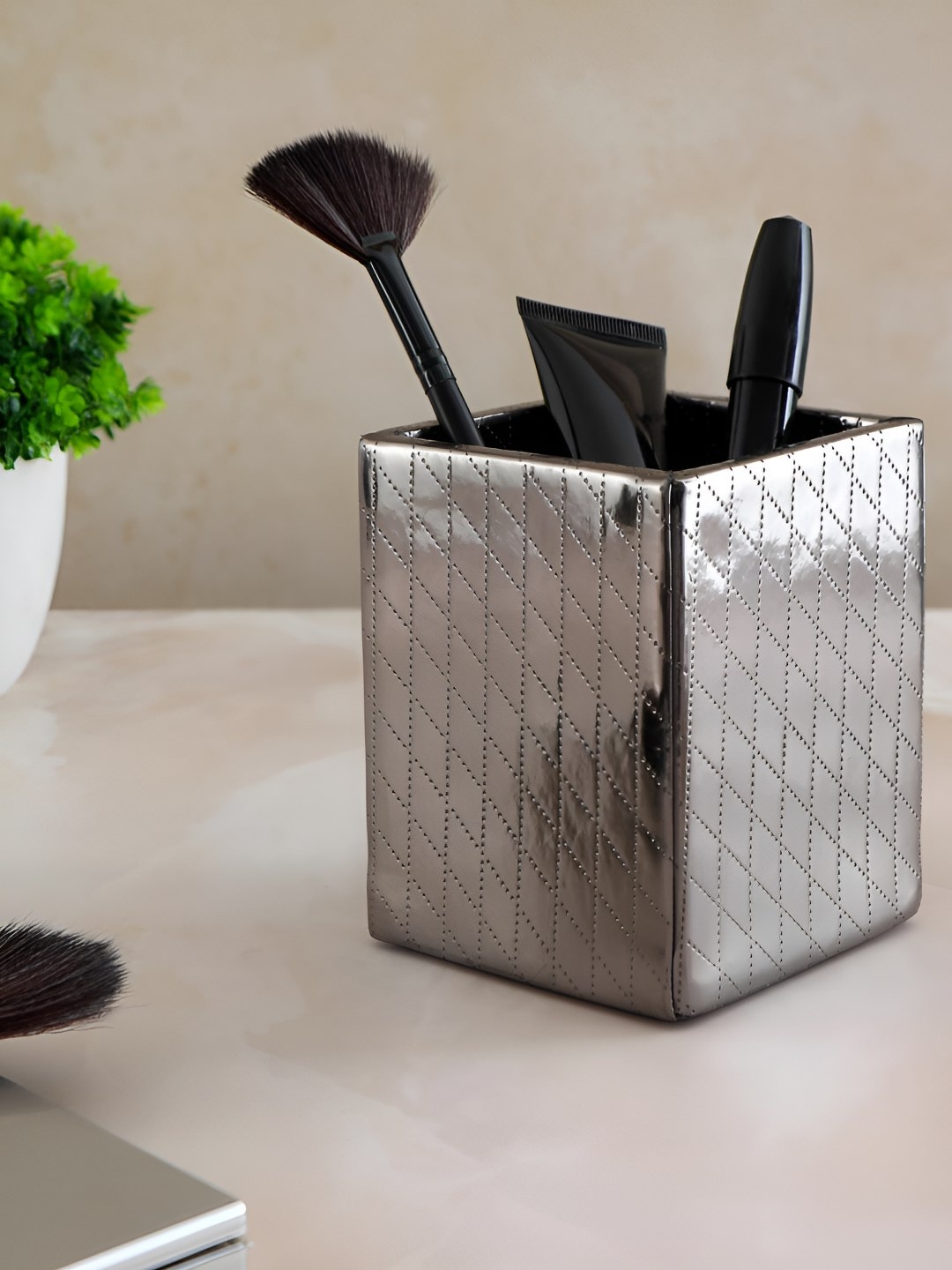 

THE HOME CO. Silver Toned Textured Multi-Utility Organiser