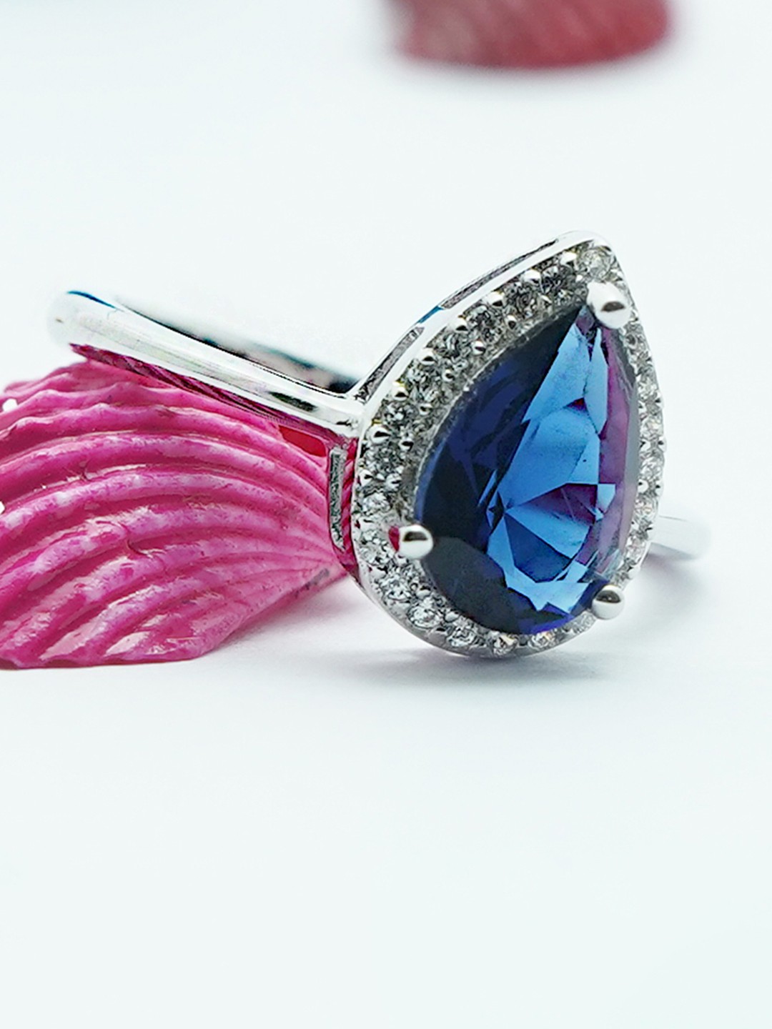 

925 SILLER Silver-Plated Pure Silver Cubic Zirconia Studded Finger Ring