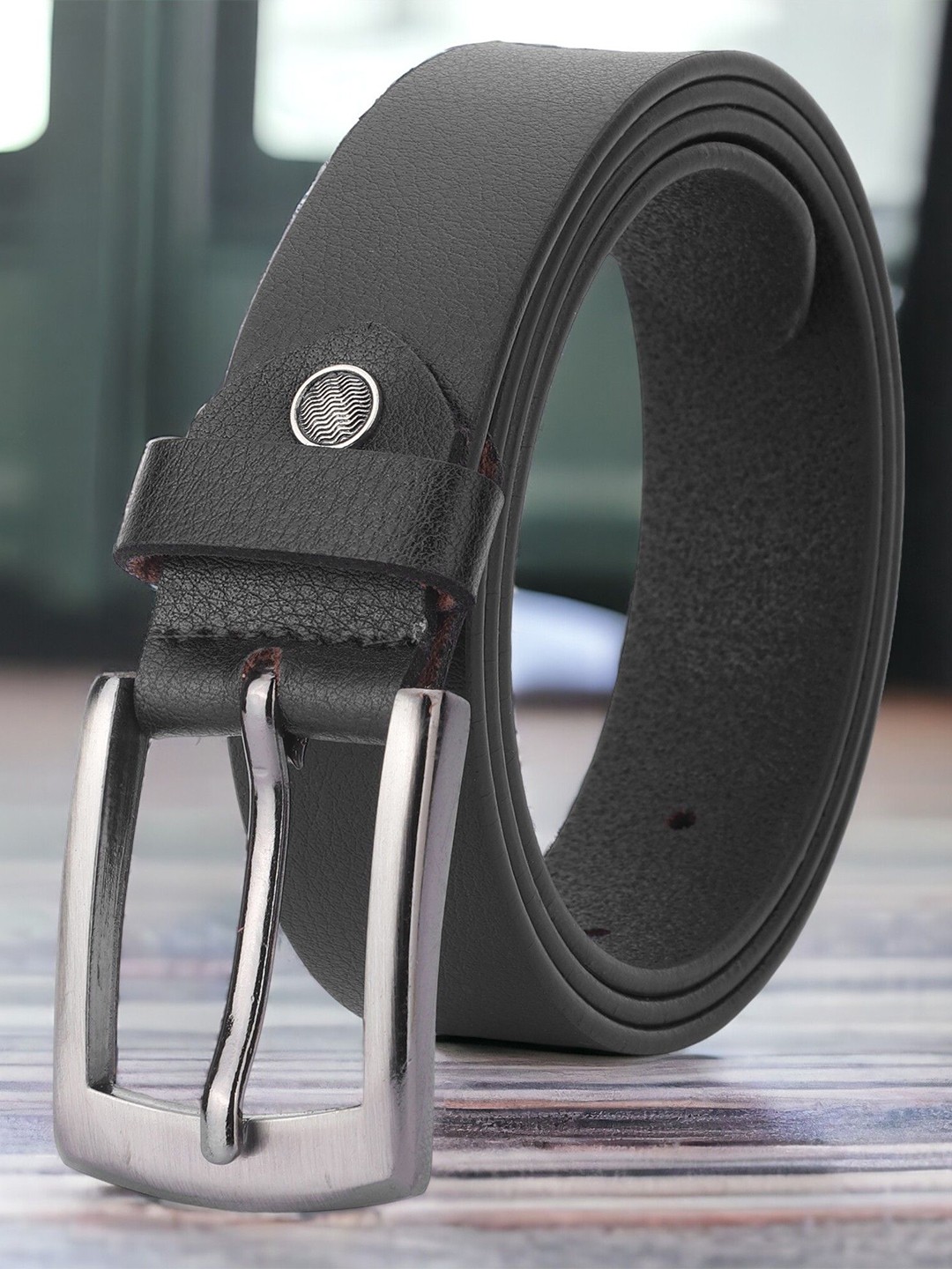 

The Roadster Lifestyle Co Men Solid Tang Closure Belt, Black
