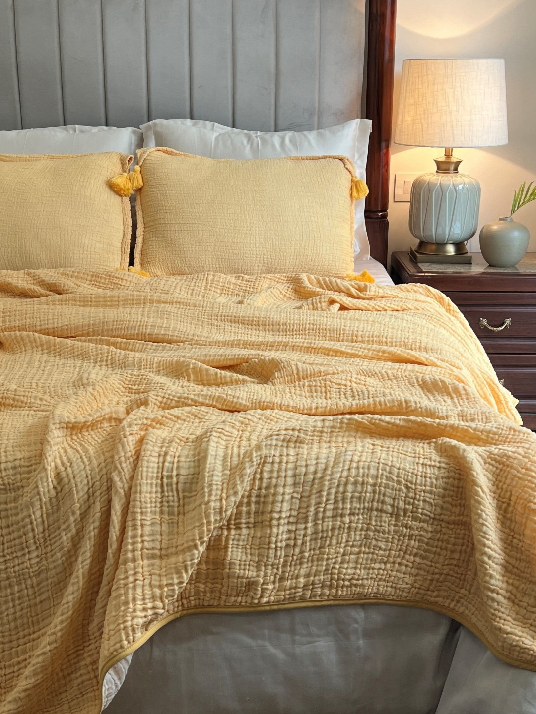 

Sadyaska Yellow Textured 180-249 TC Double King Bed Cover With 2 Pillow Covers